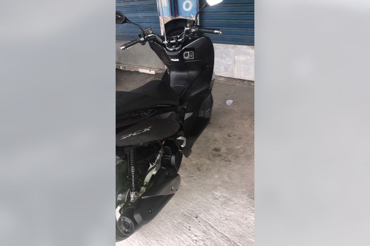 Honda PCX preta